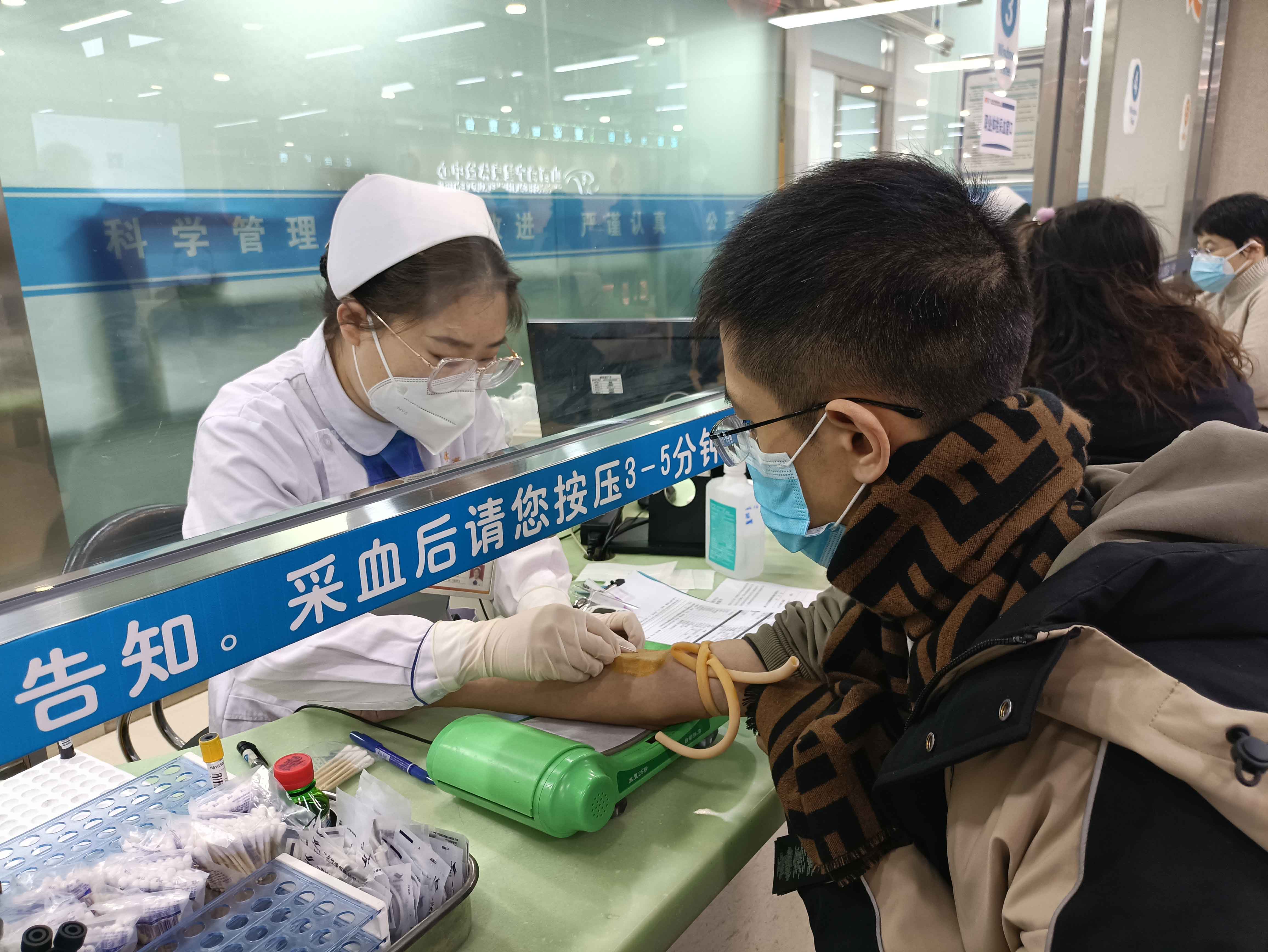 心系學(xué)子，助力成長——尚寧體檢開展大學(xué)生公益體檢活動